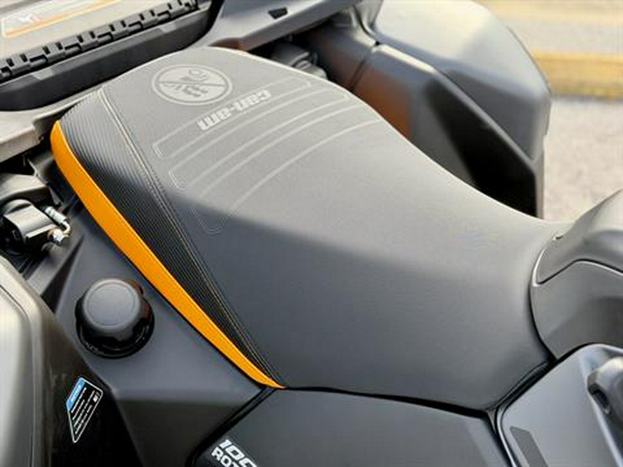 2026 Can-Am Outlander XT-P 1000R Smart-Shox with 10.25 in. touchscreen display