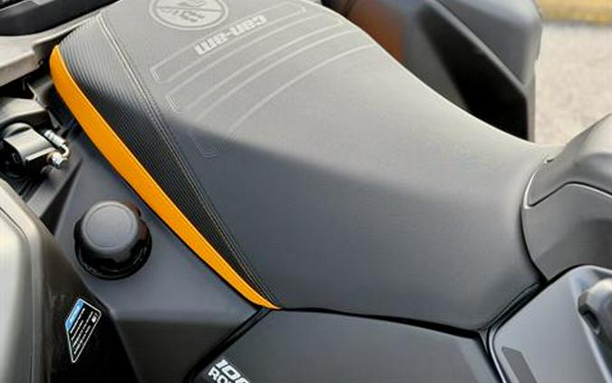 2026 Can-Am Outlander XT-P 1000R Smart-Shox with 10.25 in. touchscreen display