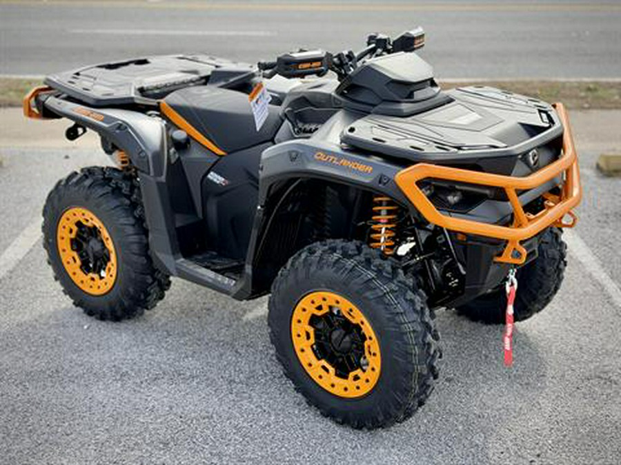 2026 Can-Am Outlander XT-P 1000R Smart-Shox with 10.25 in. touchscreen display
