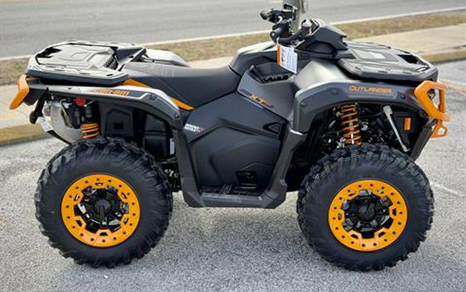 2026 Can-Am Outlander XT-P 1000R Smart-Shox with 10.25 in. touchscreen display