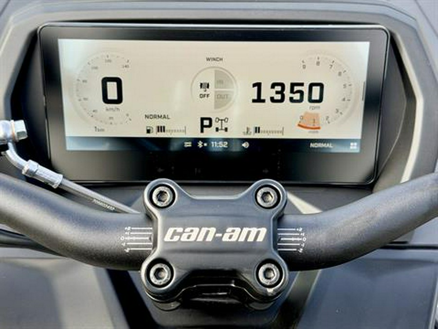2026 Can-Am Outlander XT-P 1000R Smart-Shox with 10.25 in. touchscreen display