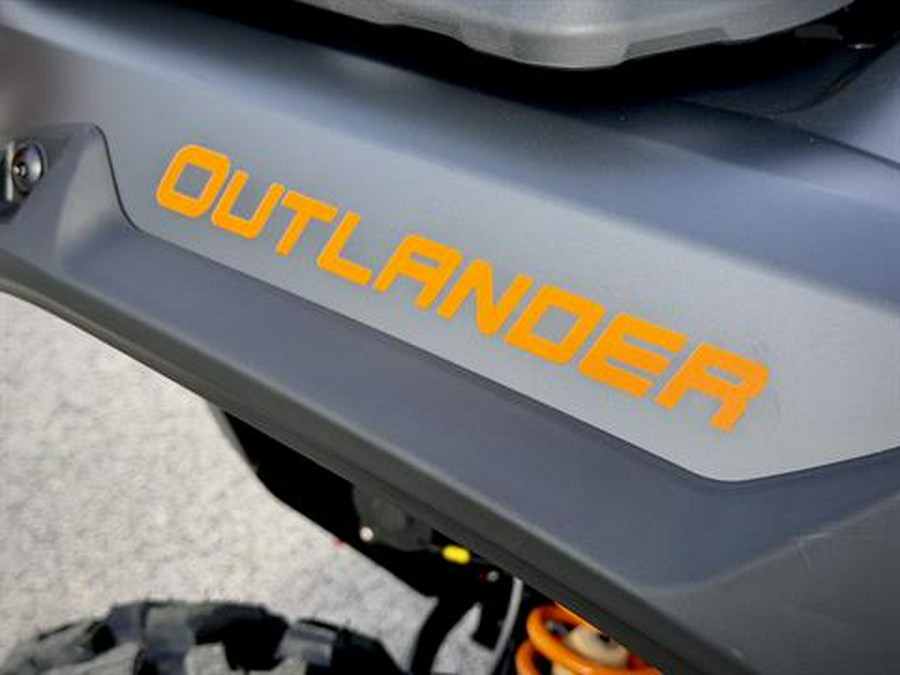 2026 Can-Am Outlander XT-P 1000R Smart-Shox with 10.25 in. touchscreen display