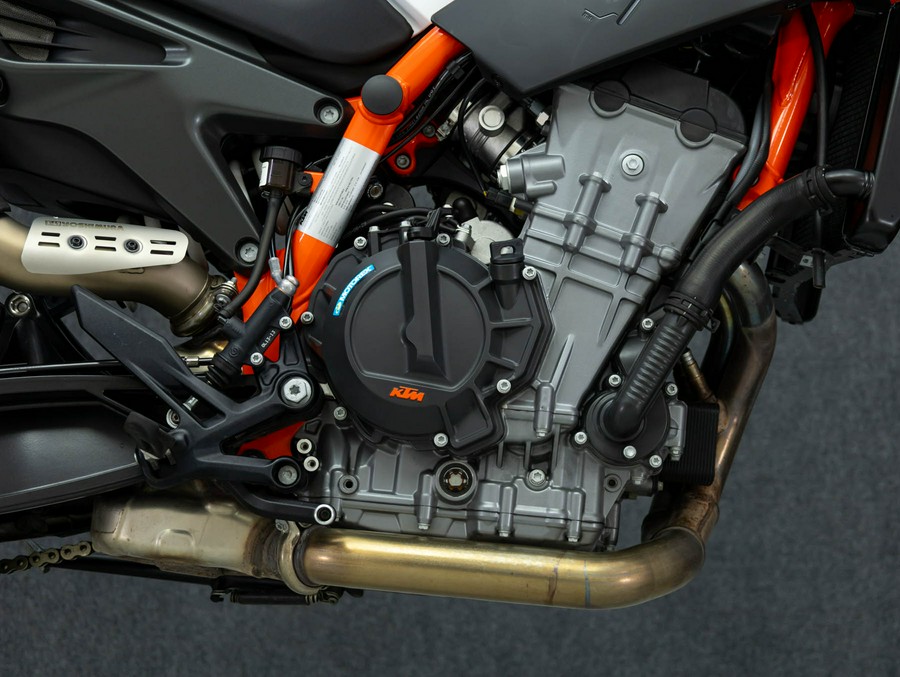 2021 KTM 890 DUKE R W/ABS
