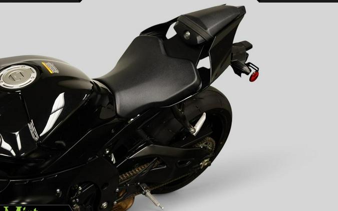 2023 Yamaha YZF-R1