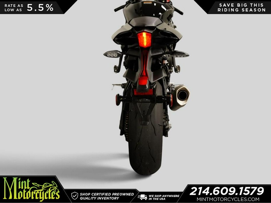 2023 Yamaha YZF-R1