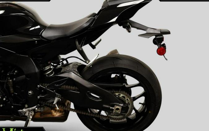 2023 Yamaha YZF-R1