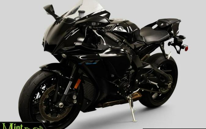 2023 Yamaha YZF-R1