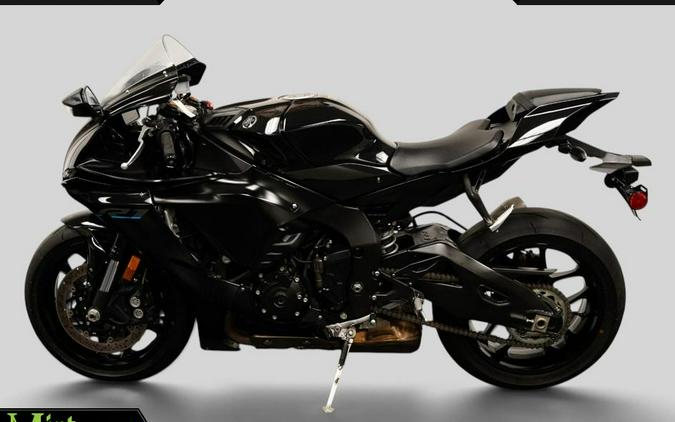 2023 Yamaha YZF-R1