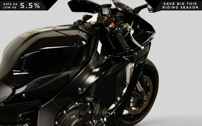 2023 Yamaha YZF-R1