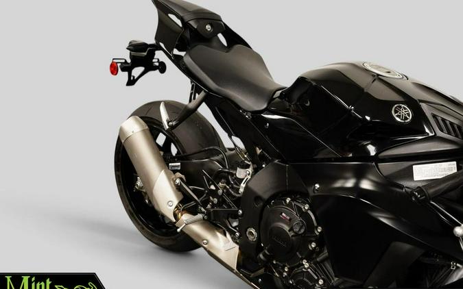 2023 Yamaha YZF-R1