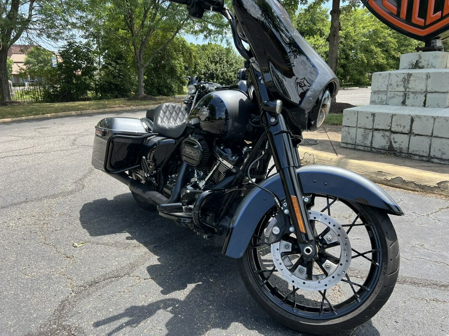 2021 FLHXS Street Glide Special