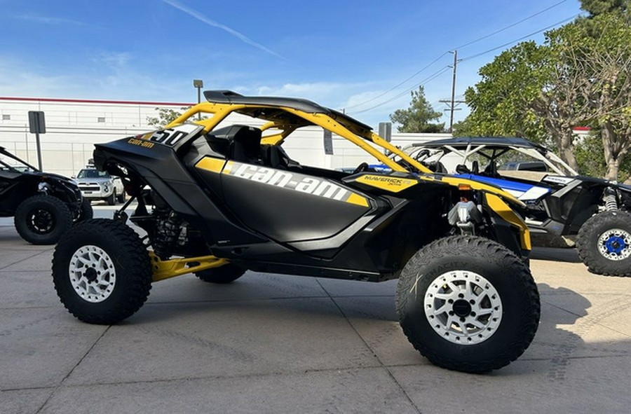 2024 Can-Am Maverick R X RS With Smart-Shox Carbon Black & Neo