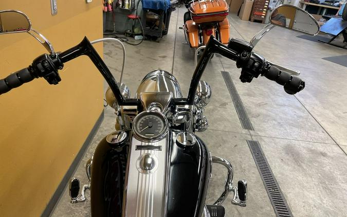 2009 Harley-Davidson® FLHRC - Road King® Classic