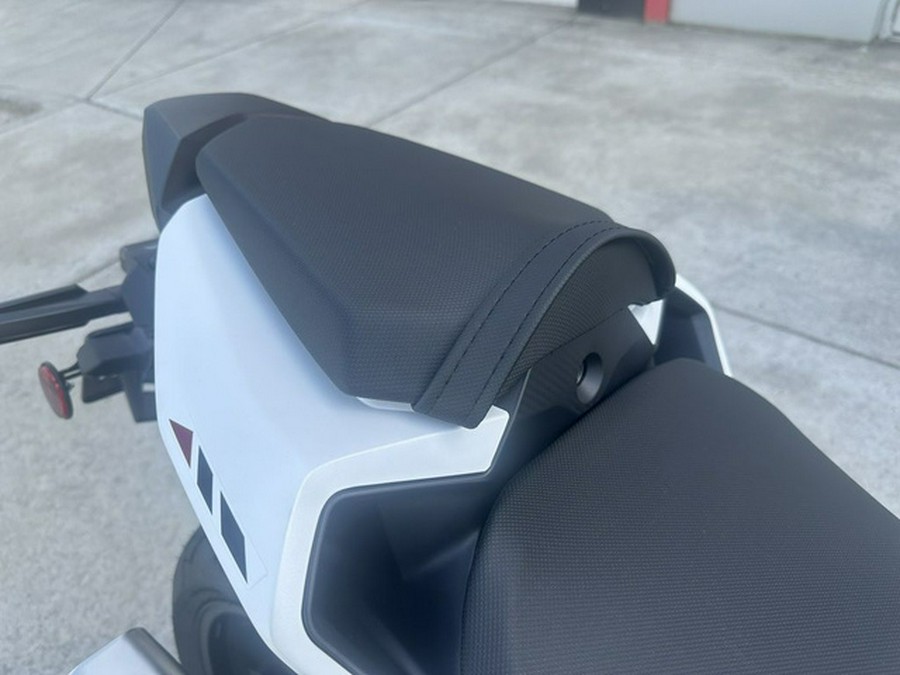 2025 Honda CB750 Hornet