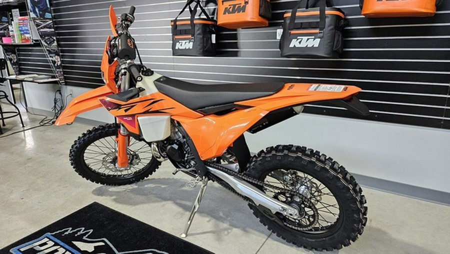 2026 KTM XC 150 W