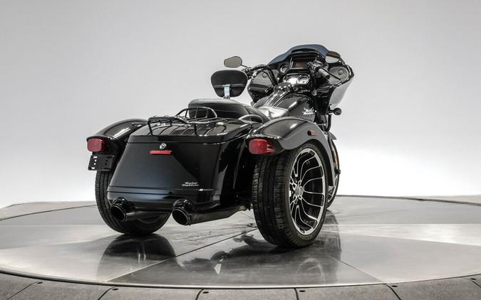 2023 HARLEY-DAVIDSON FLTRT ROAD GLIDE 3 in Vivid Black 10872 miles