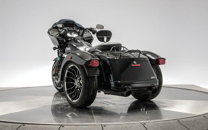 2023 HARLEY-DAVIDSON FLTRT ROAD GLIDE 3 in Vivid Black 10872 miles