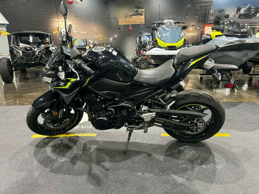 2024 Kawasaki Z900 ABS