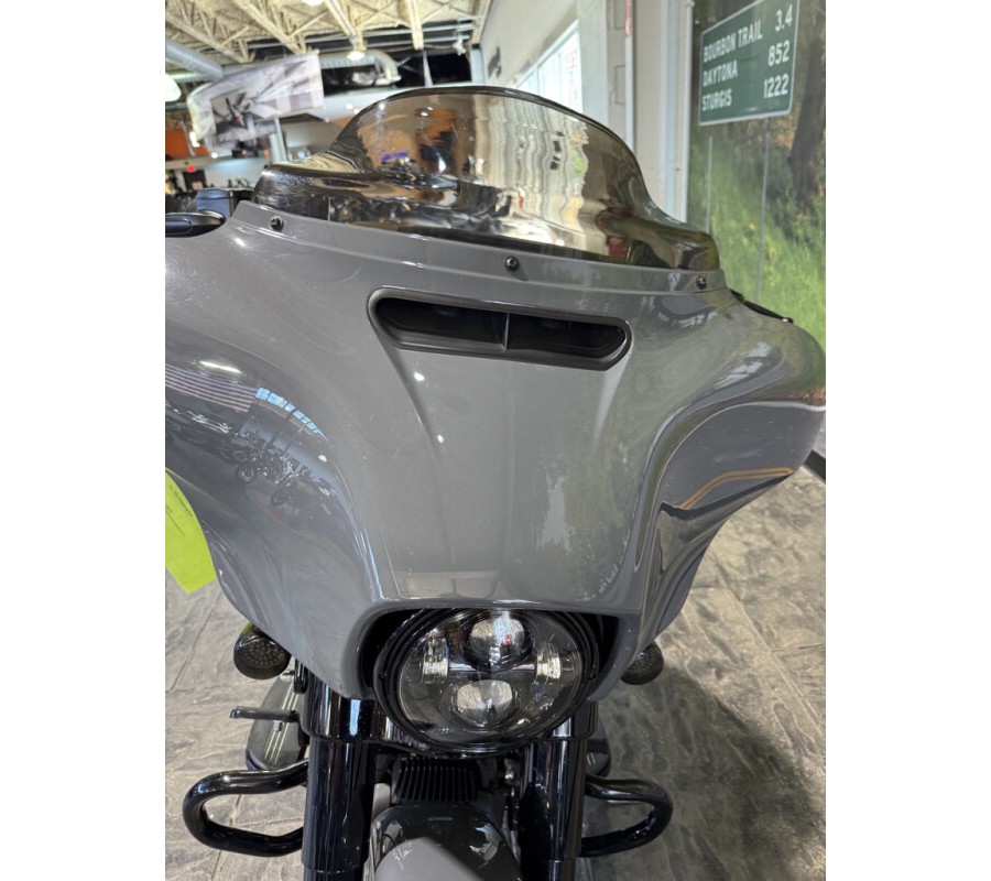 2022 Harley-Davidson Street Glide Special
