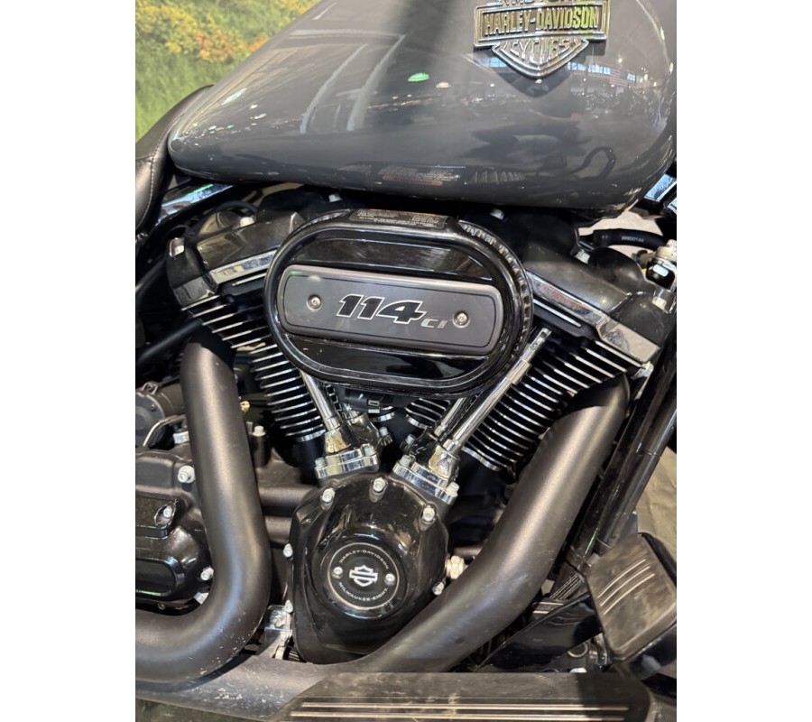 2022 Harley-Davidson Street Glide Special