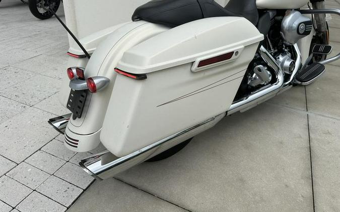 2015 Harley-Davidson® FLHXS - Street Glide® Special