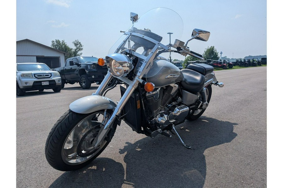 2002 Honda VTX1800C