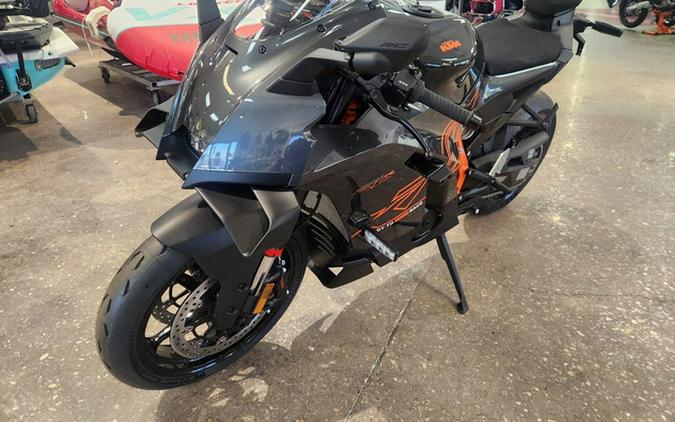 2026 KTM 990 RC R 990 R