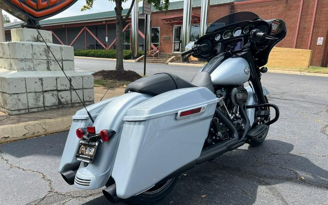 2023 FLHXS Street Glide® Special in Atlas Silver Metallic