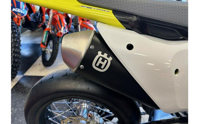 2024 Husqvarna Motorcycles FS 450