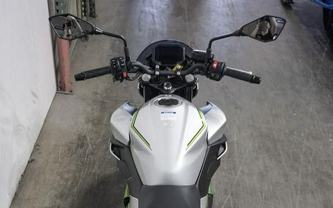 2024 Kawasaki Z7 Hybrid ABS