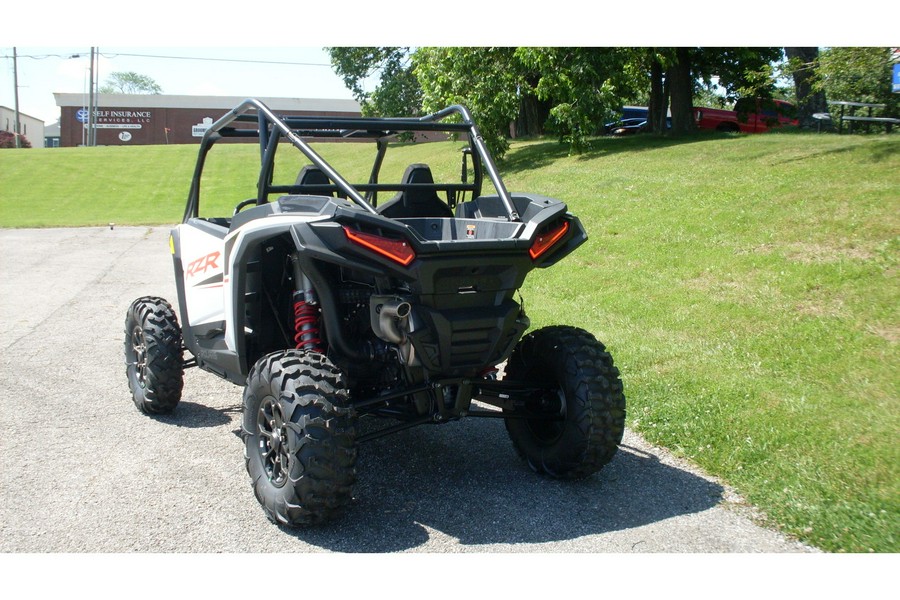 2024 Polaris Industries RZR XP 1000 Sport White Lightning