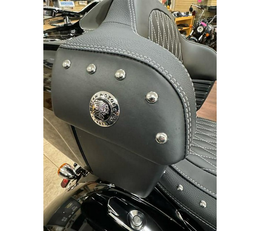 2024 Indian Motorcycle Roadmaster® with PowerBand Audio Package