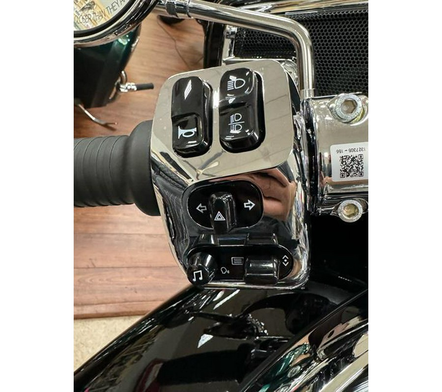 2024 Indian Motorcycle Roadmaster® with PowerBand Audio Package