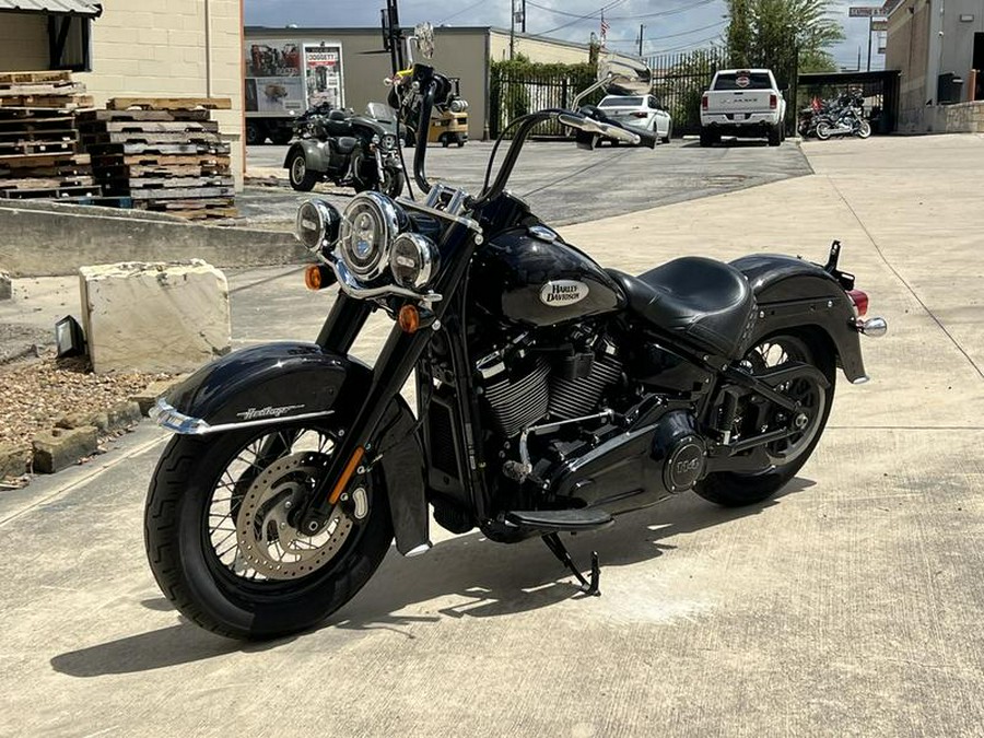 2021 Harley-Davidson® FLHCS - Heritage Classic 114