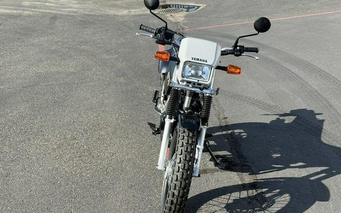 2027 Yamaha TW200V1