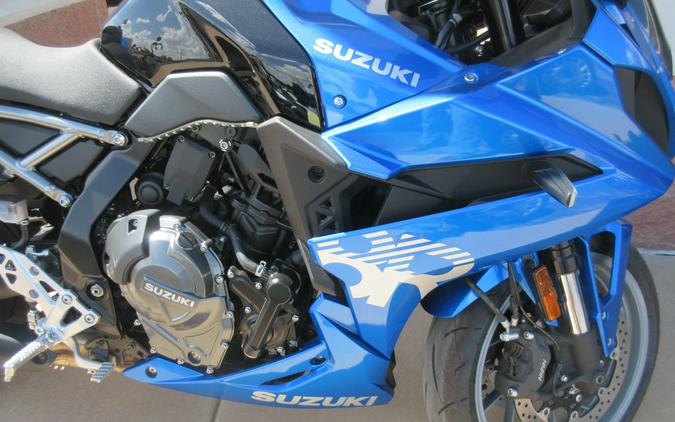 2025 SUZUKI GSX-8R