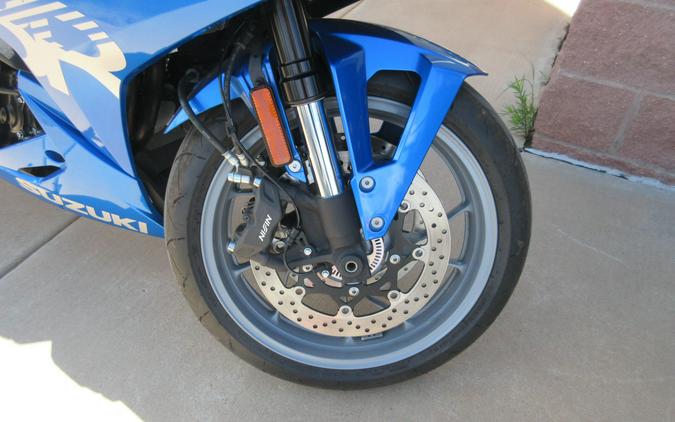 2025 SUZUKI GSX-8R
