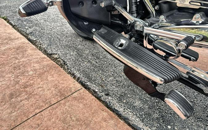 2022 Harley-Davidson® CVO™ Tri Glide® Dante’s Red Fade