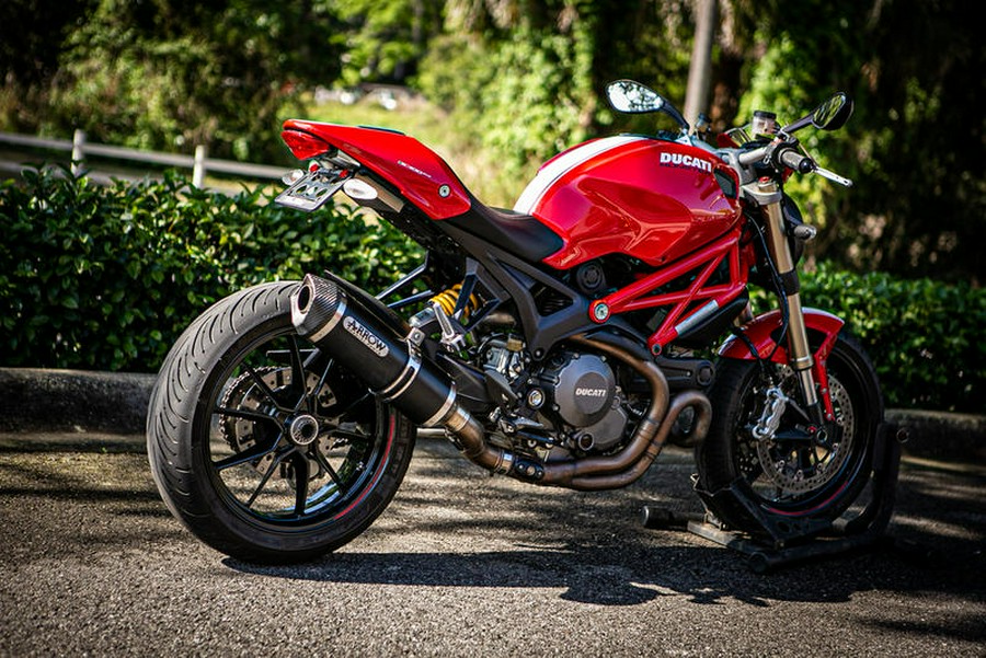 2012 Ducati Monster 1100 EVO