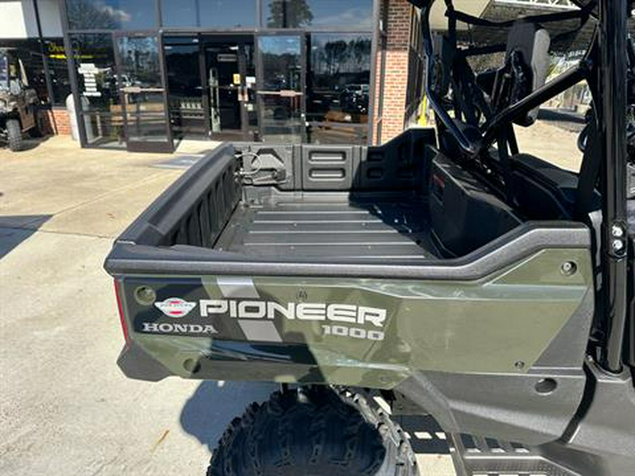 2024 Honda Pioneer 1000 Deluxe