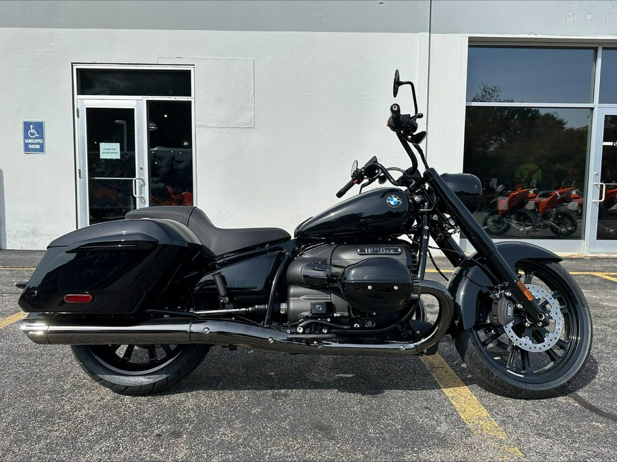 2025 BMW R 18 Roctane