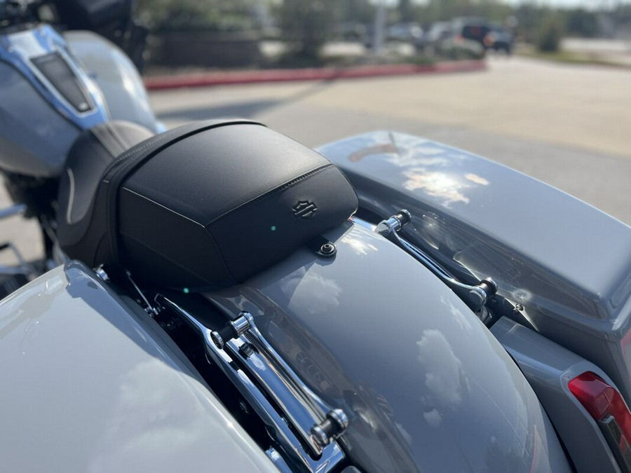 2025 Harley-Davidson® Road Glide® FLTRX Billiard Gray