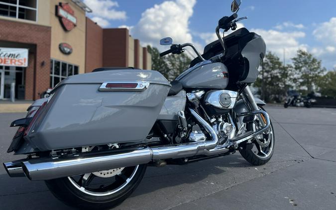 2025 Harley-Davidson® Road Glide® FLTRX Billiard Gray