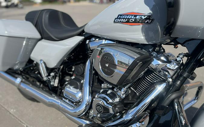 2025 Harley-Davidson® Road Glide® FLTRX Billiard Gray