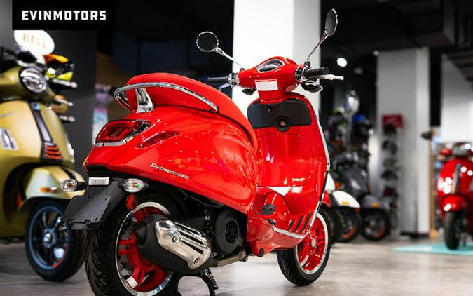 2025 Vespa PRIMAVERA RED 150 US MY25