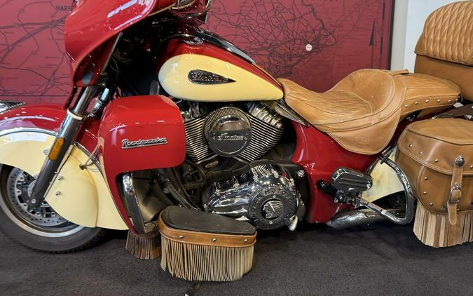 2017 Indian Motorcycle® Roadmaster® Classic Indian Motorcycle ® Red over Ivory Cream