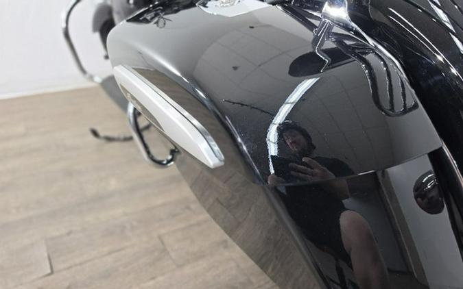 2024 Indian Chieftain Black Metallic