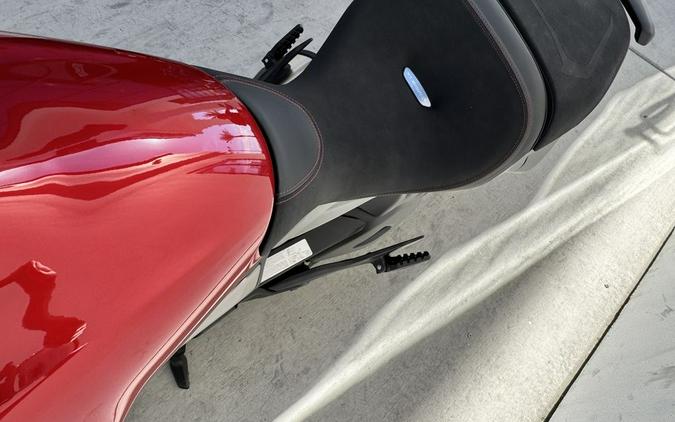 2026 Ducati XDiavel V4 Burning Red