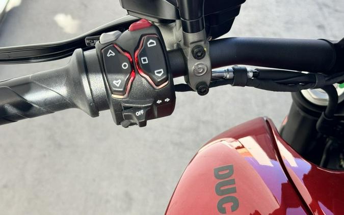 2026 Ducati XDiavel V4 Burning Red