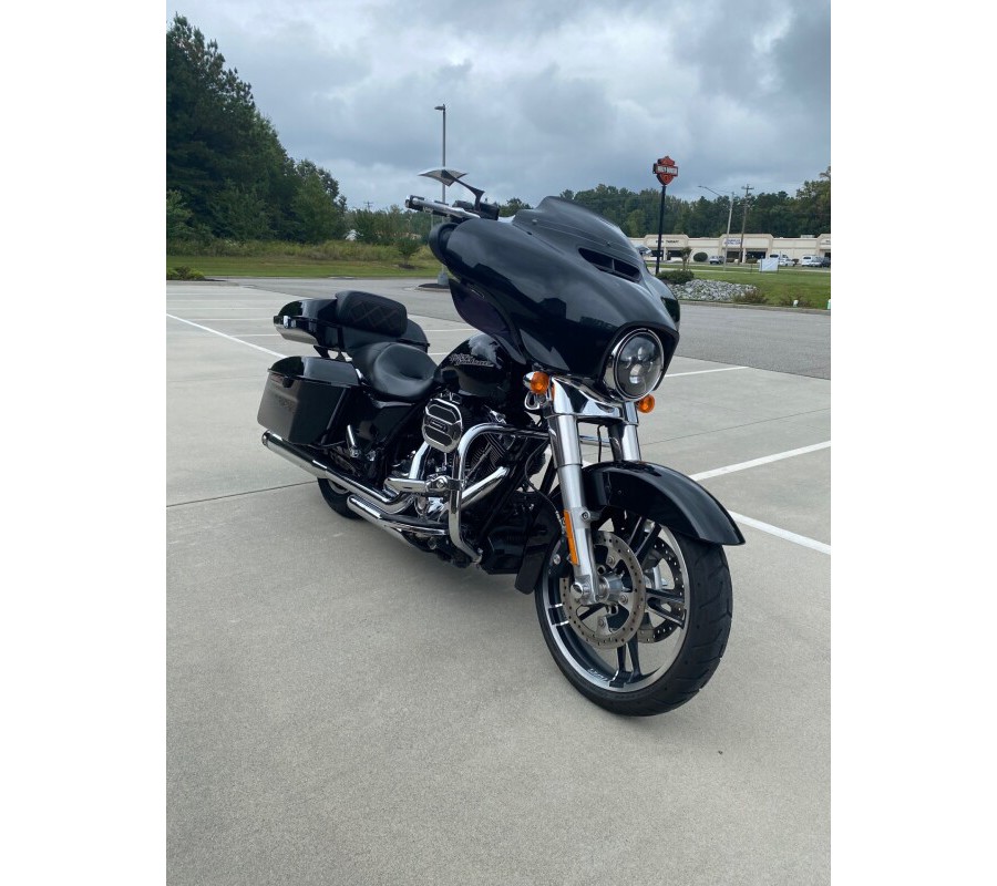 2014 Harley-Davidson Street Glide Vivid Black